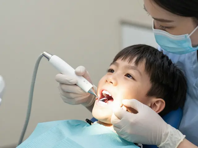 Jak často používat ultrazvukový čistič zubu u dětí?