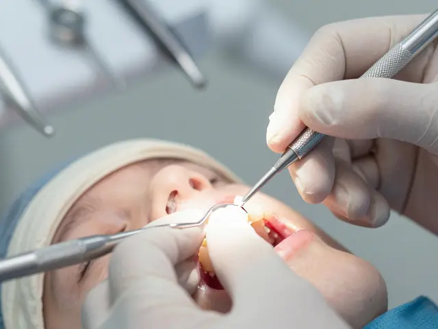 Jaké faktory ovlivňují cenu opravy ulomeného předního zubu? - Praktický průvodce