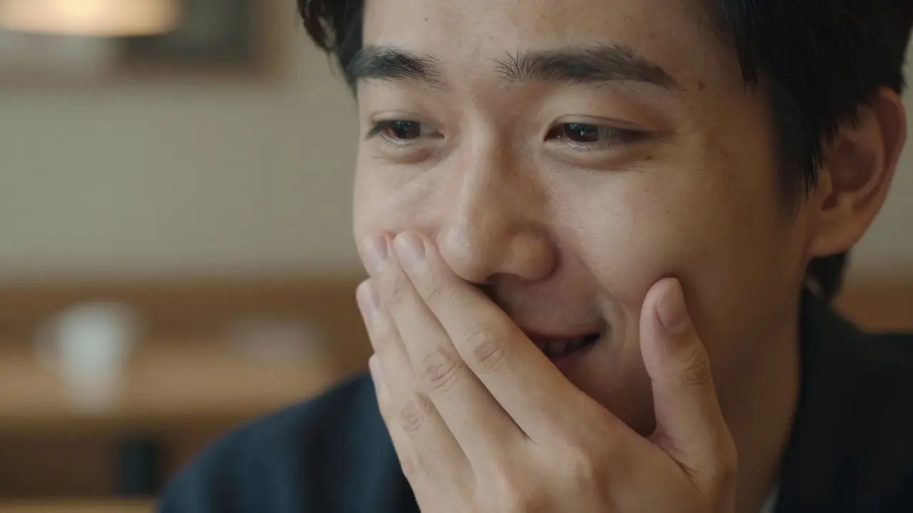 Jak zubní plak ničí sebevědomí a co s tím udělat