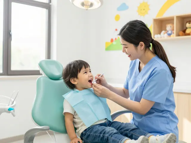 Kdy s dítětem na první dentální hygienu? Kompletní průvodce pro rodiče